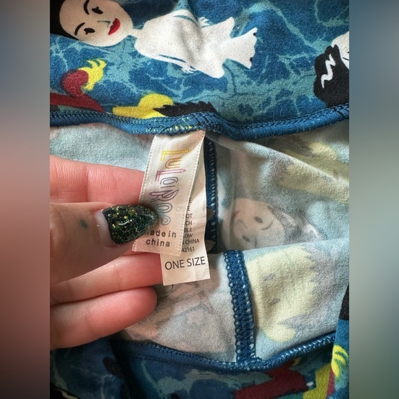 LuLaRoe Frankenstein & Bride of Frankenstein Halloween Leggings. One size - Picture 4 of 6